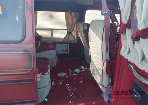 1986 Chevrolet G20 из США, поврежденный, VIN 2GBEG25H1G4162023